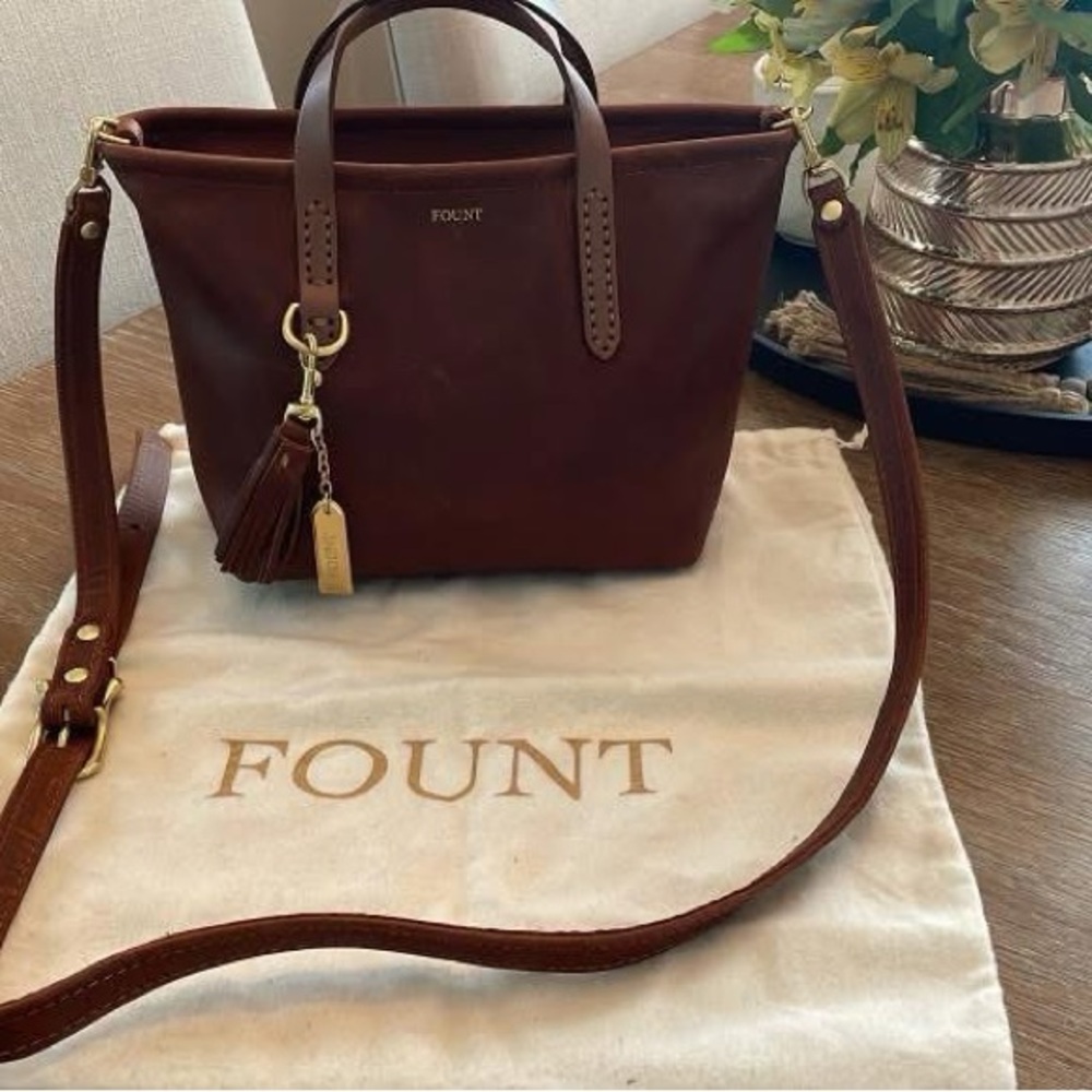 Fount Bellfield leather